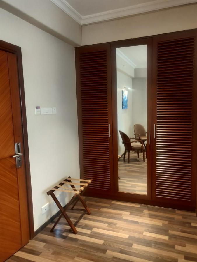 Adiva Residency Beacon, Grant Road, Mumbai Otel Dış mekan fotoğraf